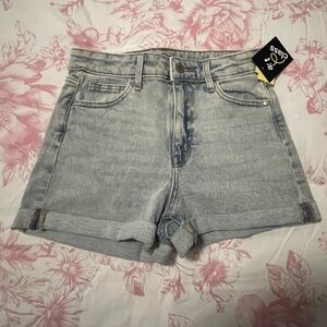 NWT Art Class girls denim shorts Large 10/12